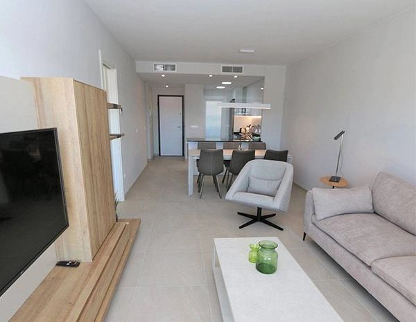 3 dormitorios con balcón